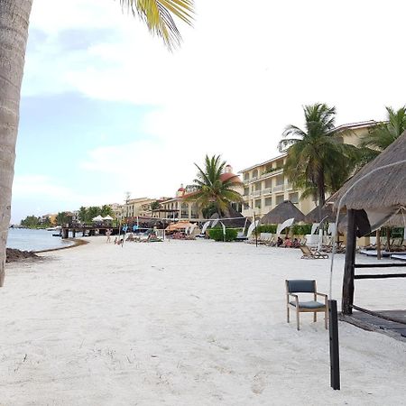 Suite frente al Mar Cancún Esterno foto