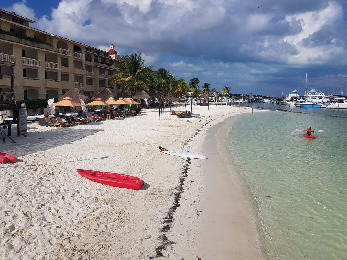 Suite frente al Mar Cancún Esterno foto