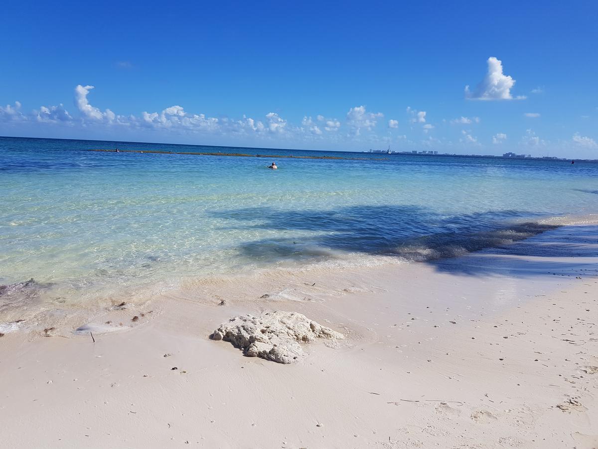 Suite frente al Mar Cancún Esterno foto