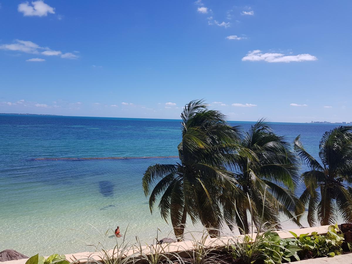 Suite frente al Mar Cancún Esterno foto