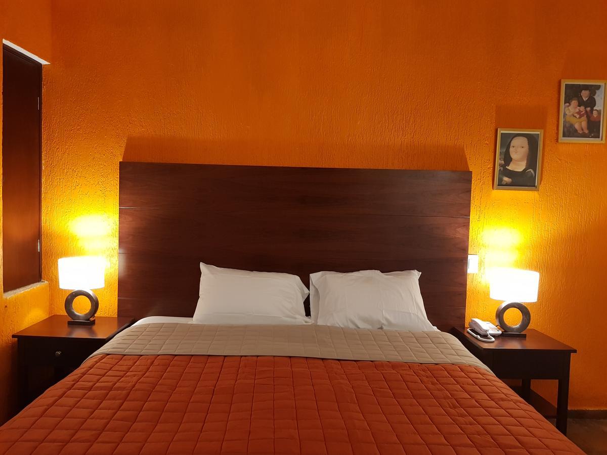 Suite frente al Mar Cancún Esterno foto