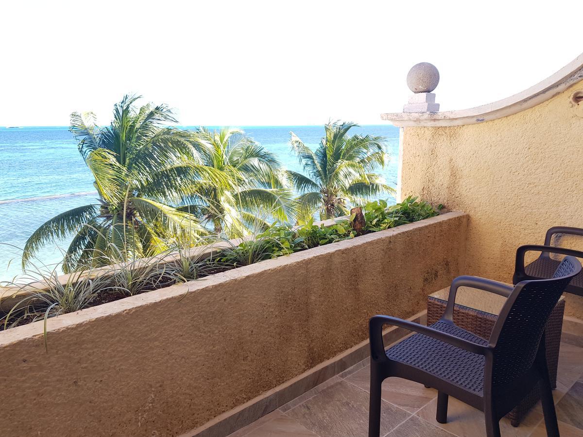 Suite frente al Mar Cancún Esterno foto