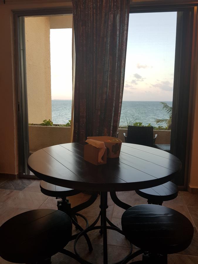 Suite frente al Mar Cancún Esterno foto