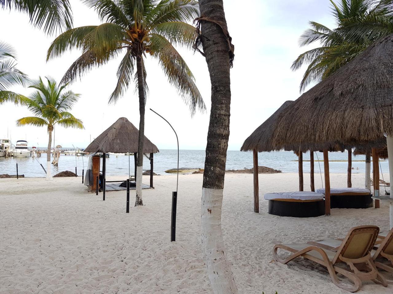 Suite frente al Mar Cancún Esterno foto